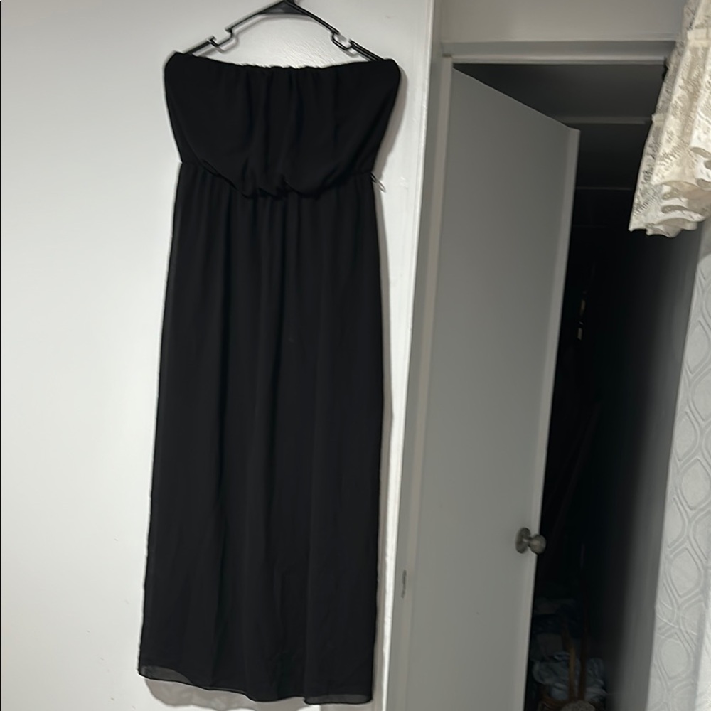 Finesse Black Strapless Gown for Cocktail Nights